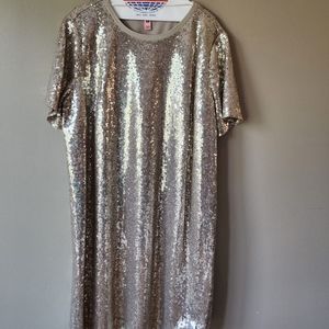 Plus size - Gold dress
